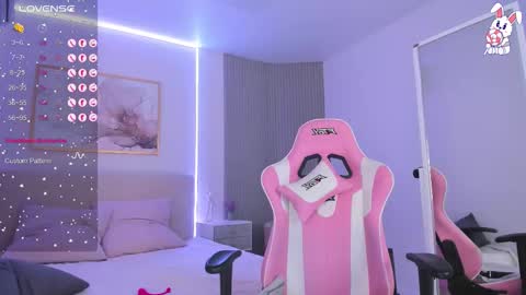 Chloe online show from October 3, 3:22 am