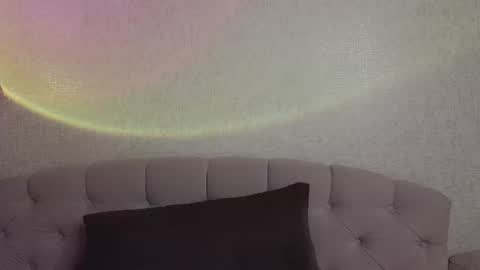 vivian_alison online show from August 1, 6:32 pm