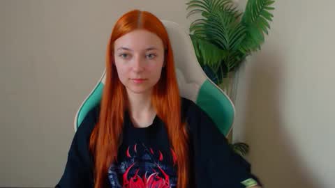 Vivien online show from April 21, 1:42 am