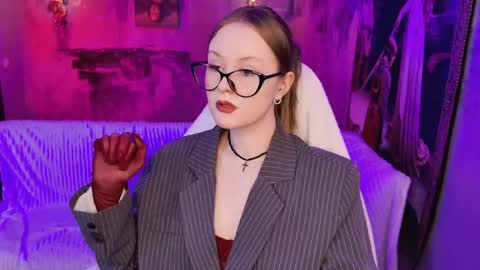 Vivien online show from April 27, 5:37 am