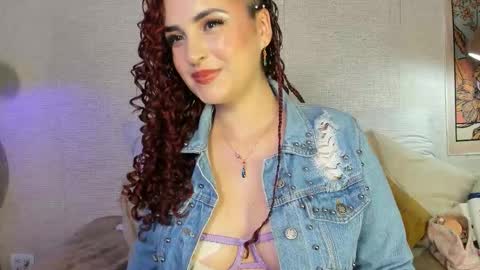 Vivienne online show from March 24, 3:34 am