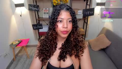 Vixenia online show from May 2, 1:31 am