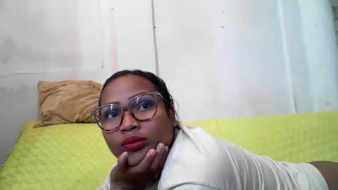 Snapshot of voagelle chatting on December 30, 11:48 am voagelle online show from December 30, 11:48 am