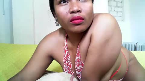 Snapshot of voagelle chatting on February 6, 7:13 am voagelle online show from February 6, 7:13 am