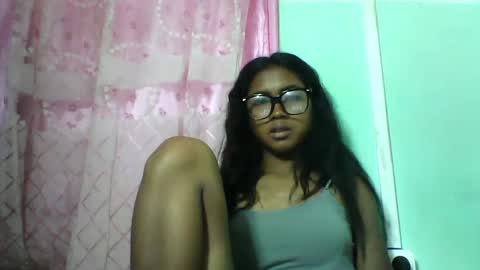 vounialdy online show from January 24, 1:47 pm