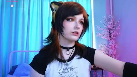 vronnier online show from May 23, 4:27 pm