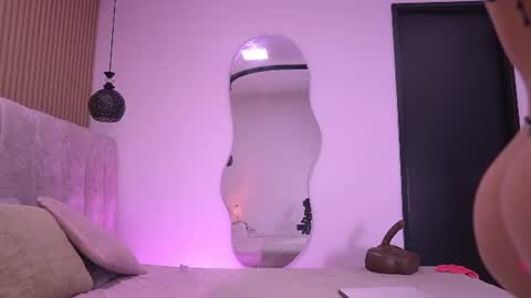 Violeta online show from June 28, 3:13 am