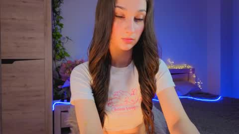 Alice online show from May 15, 4:54 pm