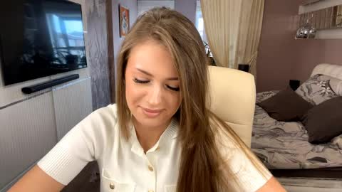 Mona online show from March 26, 9:44 am