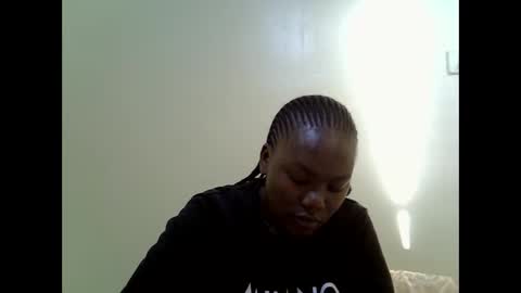 candy online show from May 4, 5:11 am