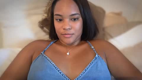 Layla friends call me Koko online show from September 18, 5:55 pm