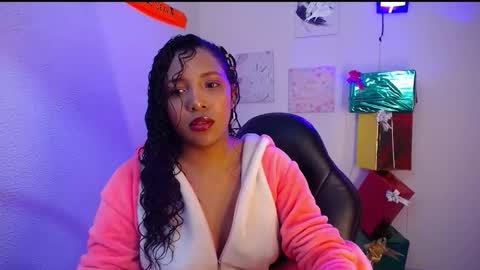 EMILY online show from November 14, 9:31 am