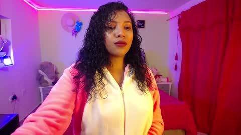 EMILY online show from December 16, 8:52 am