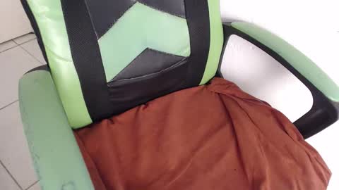 Trixie 3 online show from January 13, 1:59 pm