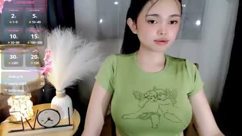 webcum_mami online show from July 3, 11:00 pm