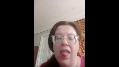 Marina online show from May 1, 1:25 pm