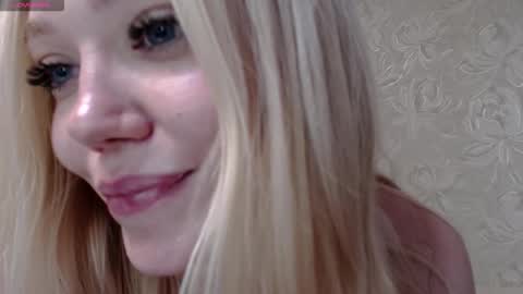 Snapshot of wells1kelly chatting on October 31, 9:52 pm Your blonde Kelly online show from October 31, 9:52 pm