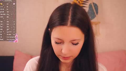 Snapshot of wendiesetters chatting on October 28, 8:14 pm Nora online show from October 28, 8:14 pm