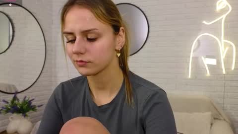 Im Wendy online show from January 17, 9:44 pm