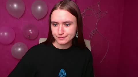 Snapshot of wendy_say_ chatting on February 13, 8:24 pm Wendy online show from February 13, 8:24 pm