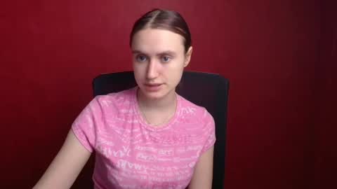 Snapshot of wendy_say_ chatting on December 12, 8:10 pm Wendy online show from December 12, 8:10 pm