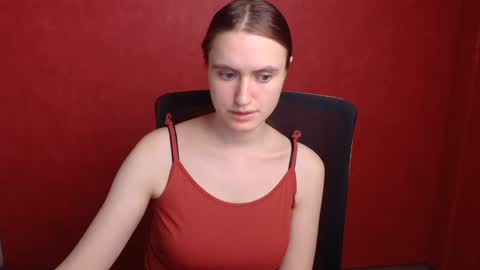 Snapshot of wendy_say_ chatting on December 13, 7:32 pm Wendy online show from December 13, 7:32 pm