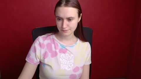Snapshot of wendy_say_ chatting on December 18, 7:19 pm Wendy online show from December 18, 7:19 pm