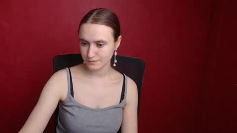 Snapshot of wendy_say_ chatting on December 17, 7:48 pm Wendy online show from December 17, 7:48 pm
