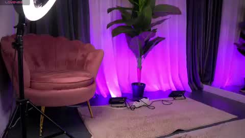 Wendy online show from July 17, 9:18 pm