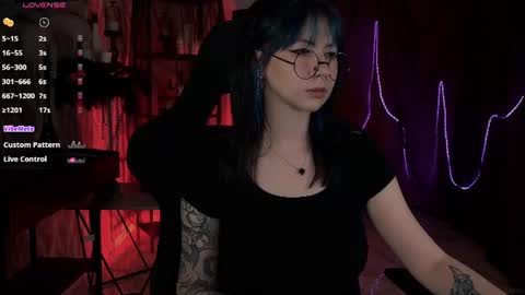 little girl who is always rightLisa online show from June 26, 1:29 am