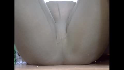 Snapshot of wet_pants2022 chatting on February 4, 8:56 am wet_pants2022 online show from February 4, 8:56 am