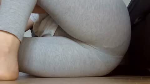 Snapshot of wet_pants2022 chatting on September 26, 12:14 pm wet_pants2022 online show from September 26, 12:14 pm