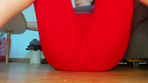 wet_pants2022 online show from June 15, 9:53 am