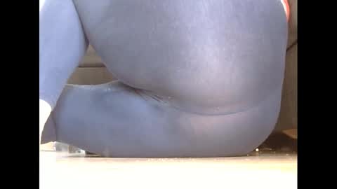 Snapshot of wet_pants2022 chatting on February 20, 2:46 pm wet_pants2022 online show from February 20, 2:46 pm