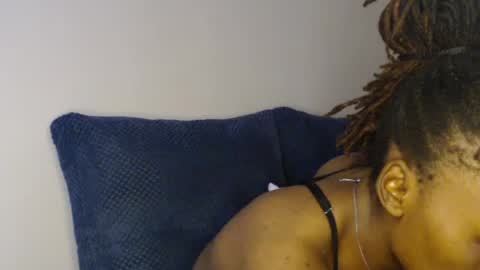 Bella online show from August 7, 4:41 am