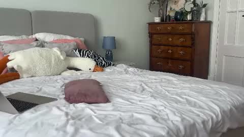 Anita online show from July 27, 5:48 am