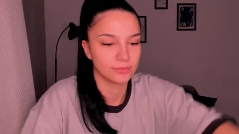 whoislulu online show from November 3, 6:56 pm