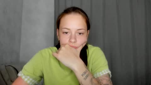 Veronica online show from May 3, 6:22 pm