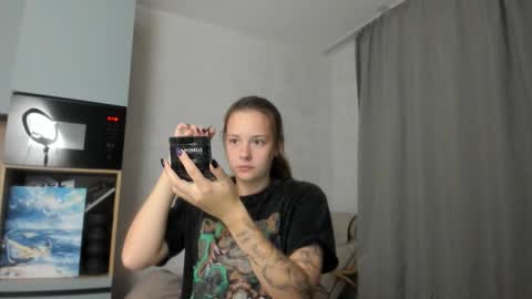 Snapshot of why_again_me chatting on September 13, 6:49 pm Veronica online show from September 13, 6:49 pm