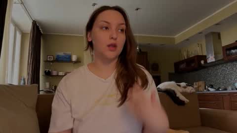 VI online show from March 2, 11:39 am