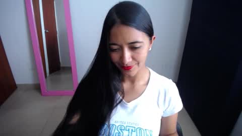 Ilauren online show from February 11, 11:09 am