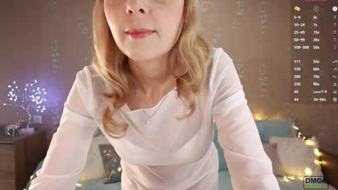 Snapshot of wild_berrrie chatting on February 26, 6:14 pm Alice online show from February 26, 6:14 pm