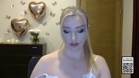 Alina online show from May 5, 6:33 pm