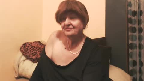 WildRedCat online show from July 7, 9:39 pm