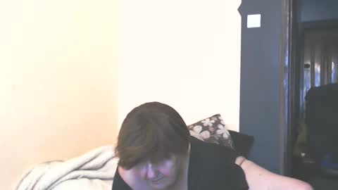 WildRedCat online show from September 23, 10:13 am