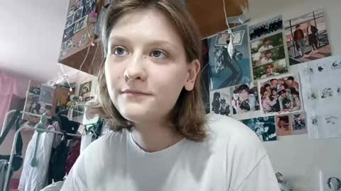 willaakerson online show from May 27, 10:23 am