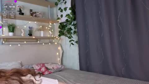 Anna online show from February 2, 11:37 pm