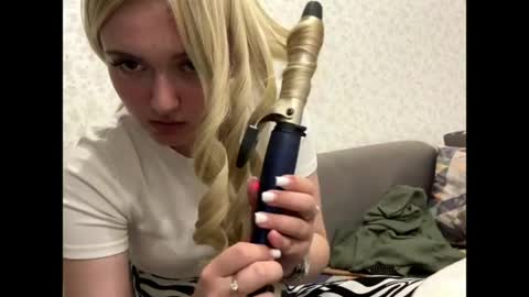 Sophia online show from May 18, 4:57 pm