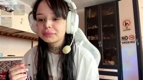 Kate online show from May 14, 9:59 am