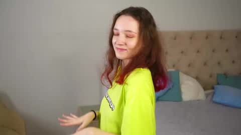 Snapshot of wilmavitanza chatting on September 10, 4:56 am for u Alise online show from September 10, 4:56 am